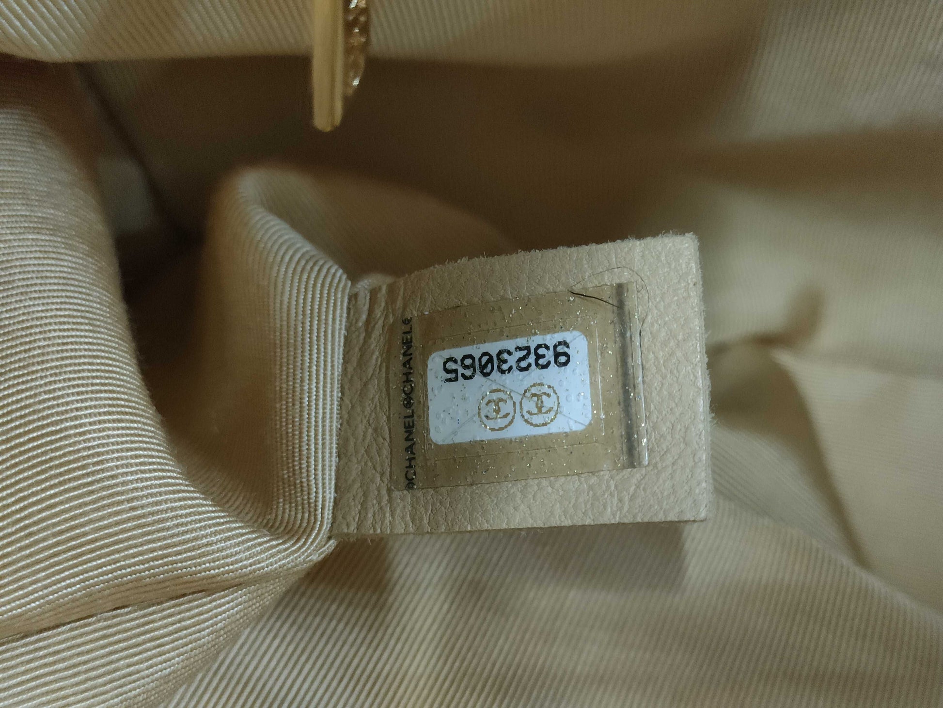 CHANEL Matelasse Caviar Beige Shoulder Bag