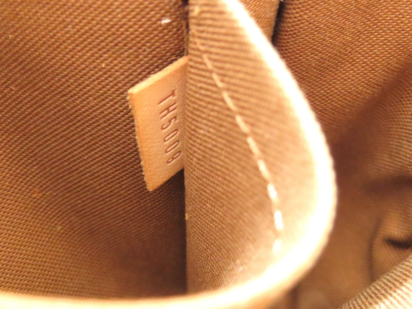 LOUIS VUITTON Monogram Sologne M42250 Shoulder Bag