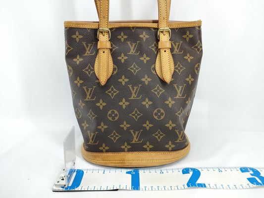 LOUIS VUITTON M42238 Monogram Louis Vuitton Monogram Bucket PM M42238 Tote Bag
