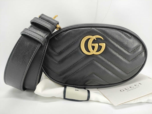 GUCCI GG Marmont Waist Bag in Black