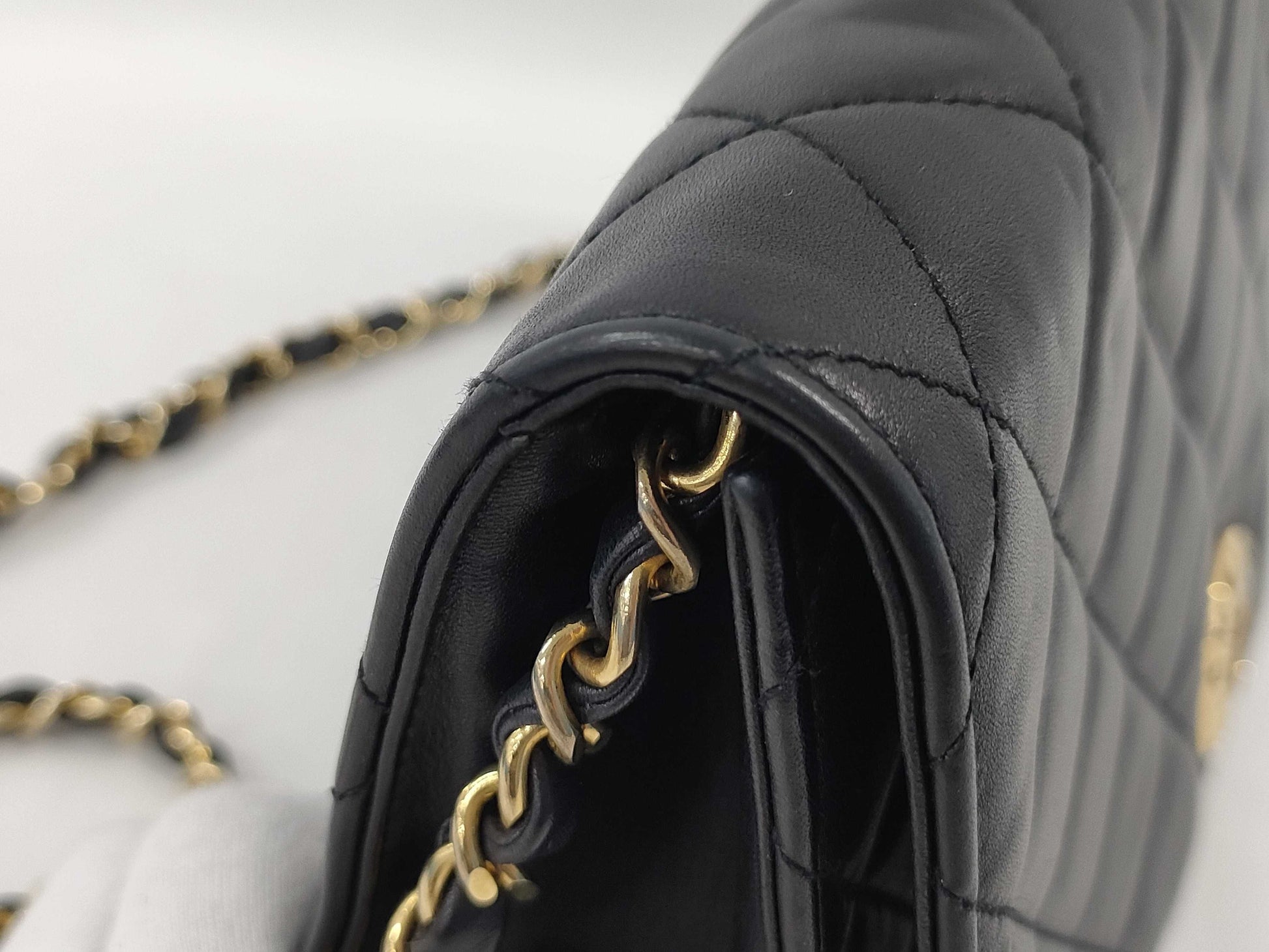 CHANEL Matelasse Chain Black Shoulder Bag