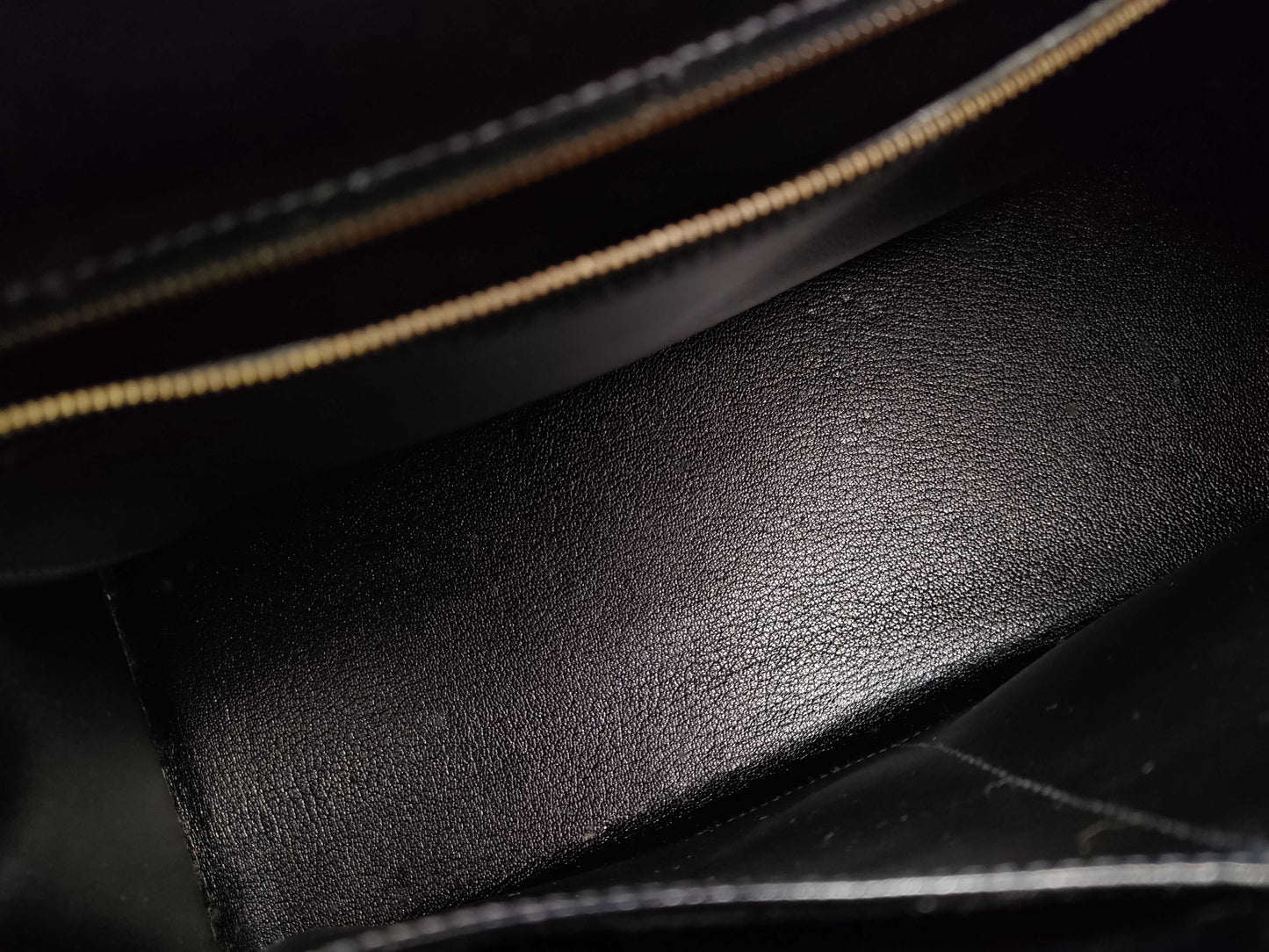 HERMES Kelly 32 Gold Hardware Black Handbag