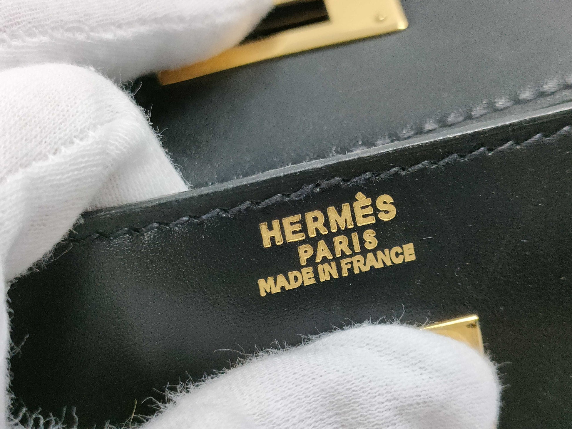 HERMES Kelly 32 Gold Hardware Black Handbag