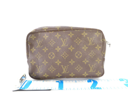 LOUIS VUITTON Monogram Louis Vuitton Monogram True Toilet 23 Pouch