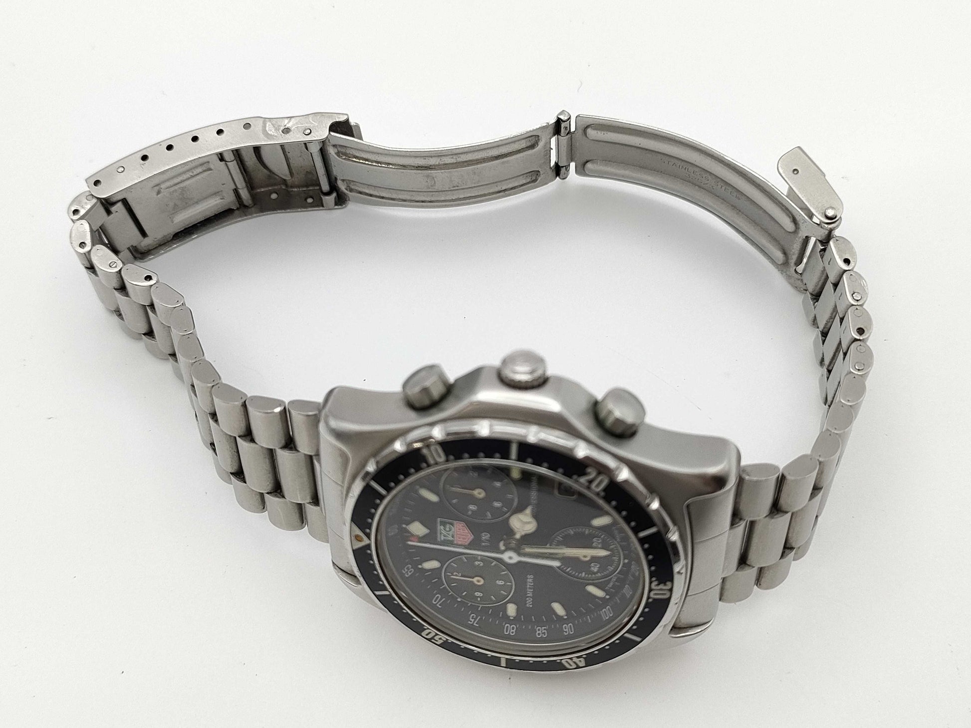 TAG Heuer 570.206R Quartz Black Dial Men's Watch