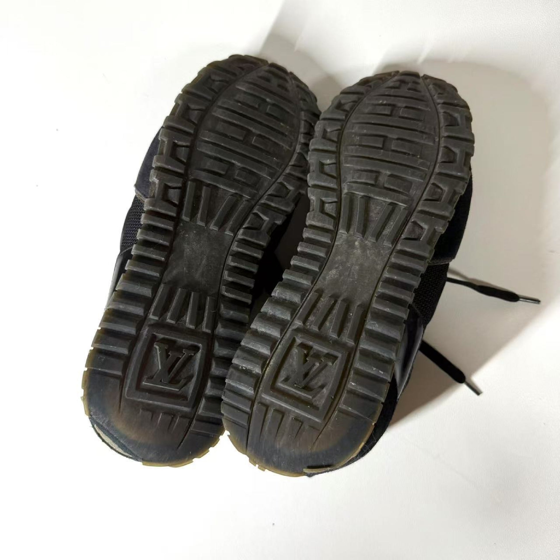 LOUIS VUITTON LOUIS VUITTON shoes size 36.5 sneakers