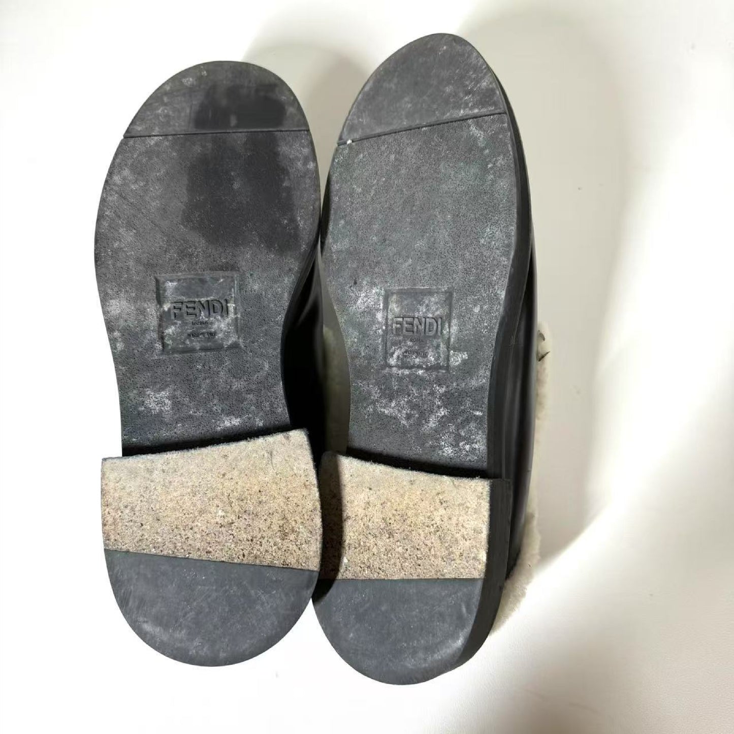 FENDI FENDI Shoes 8 Slippers