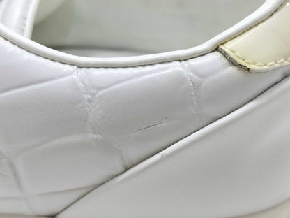 LOUIS VUITTON LOUIS VUITTON Louis Vuitton Crocodile Embossed Leather Sneakers Size 35 1/2 Sneakers