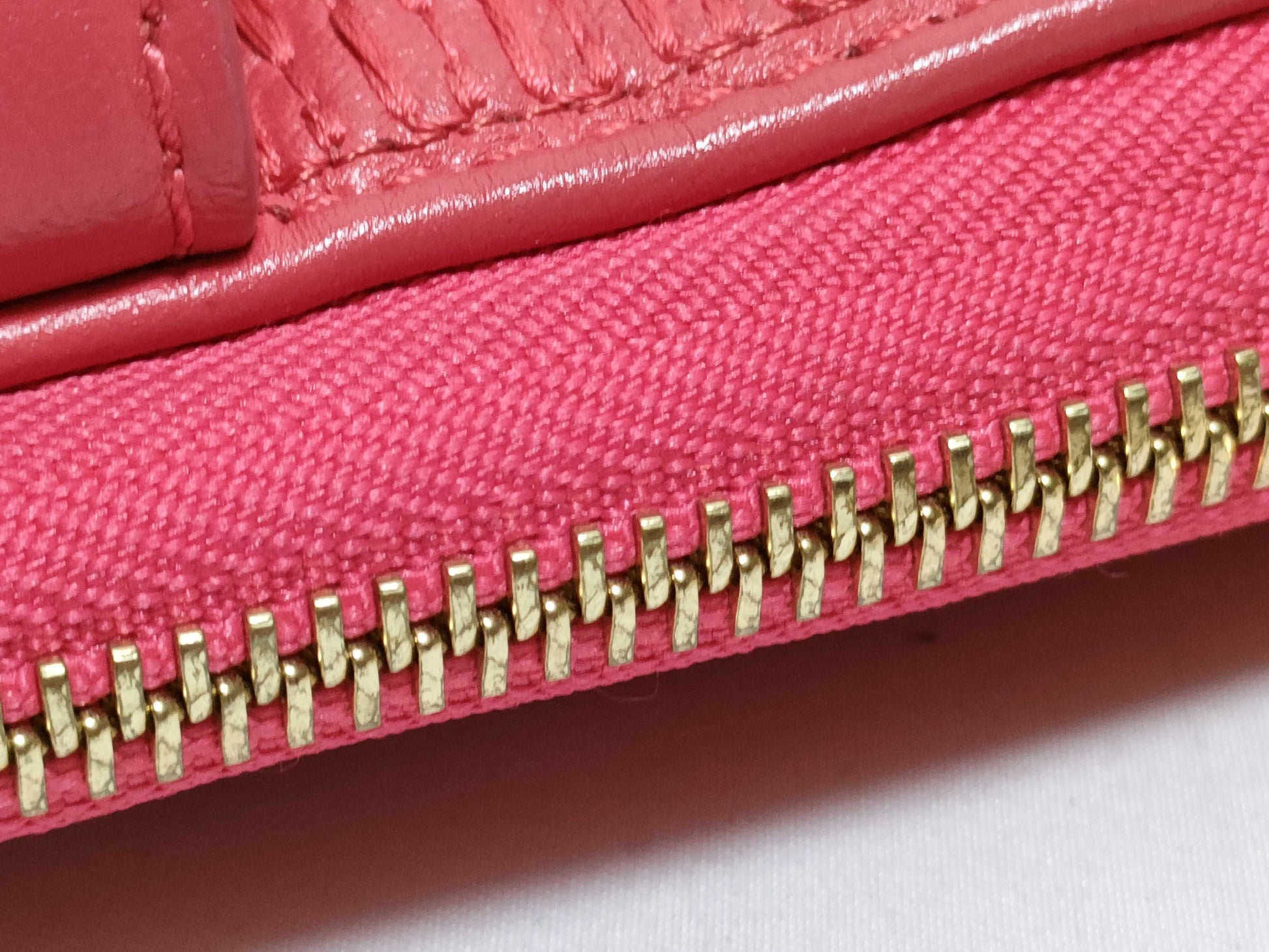 LOUIS VUITTON Damier Troca Leather Shoulder Bag M59049 Pink
