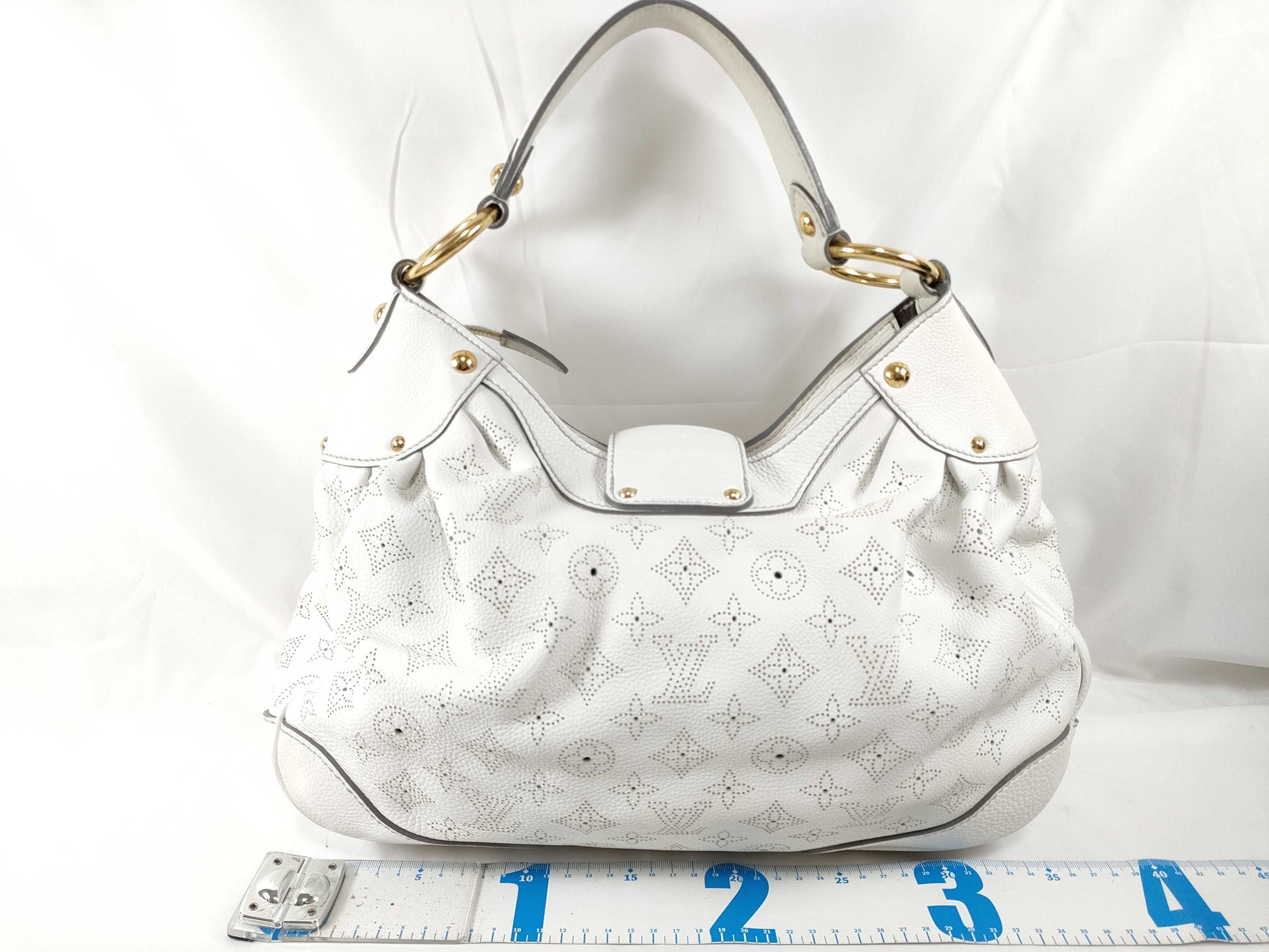 LOUIS VUITTON RFID Unverifiable Serial Unverifiable Mahina LOUIS VUITTON Louis Vuitton Mahina Solar PM Handbag