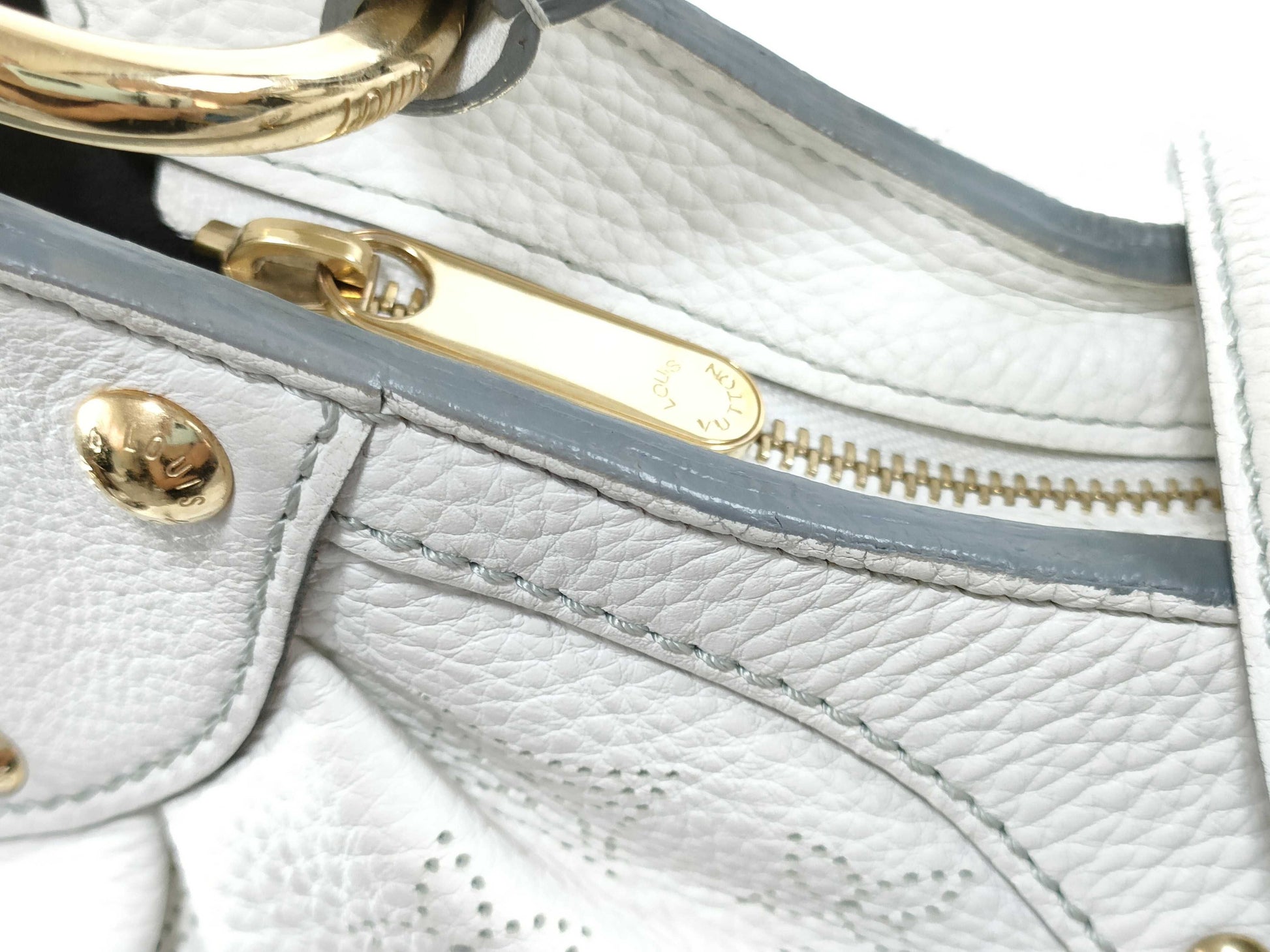 LOUIS VUITTON RFID Unverifiable Serial Unverifiable Mahina LOUIS VUITTON Louis Vuitton Mahina Solar PM Handbag