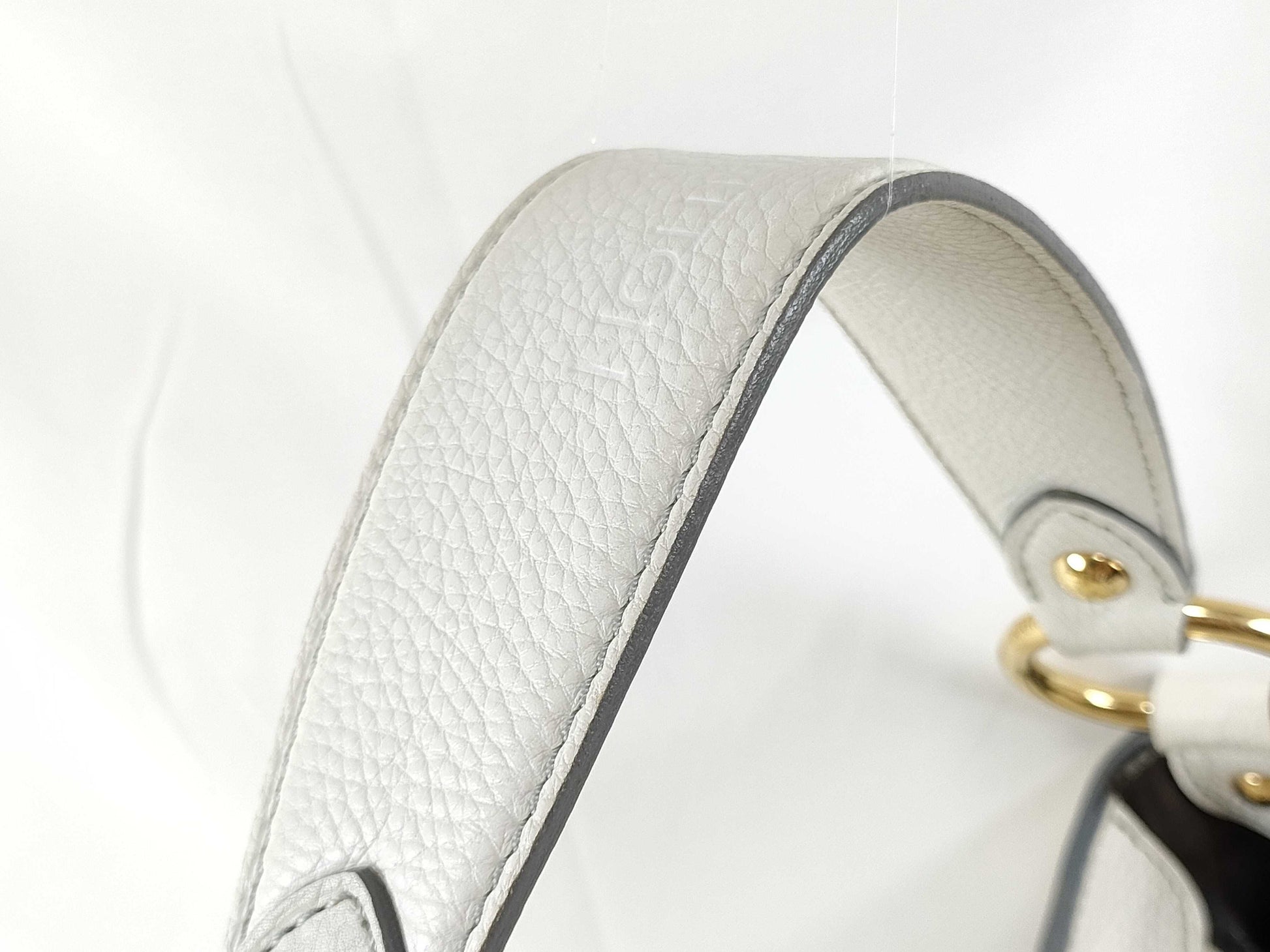 LOUIS VUITTON RFID Unverifiable Serial Unverifiable Mahina LOUIS VUITTON Louis Vuitton Mahina Solar PM Handbag