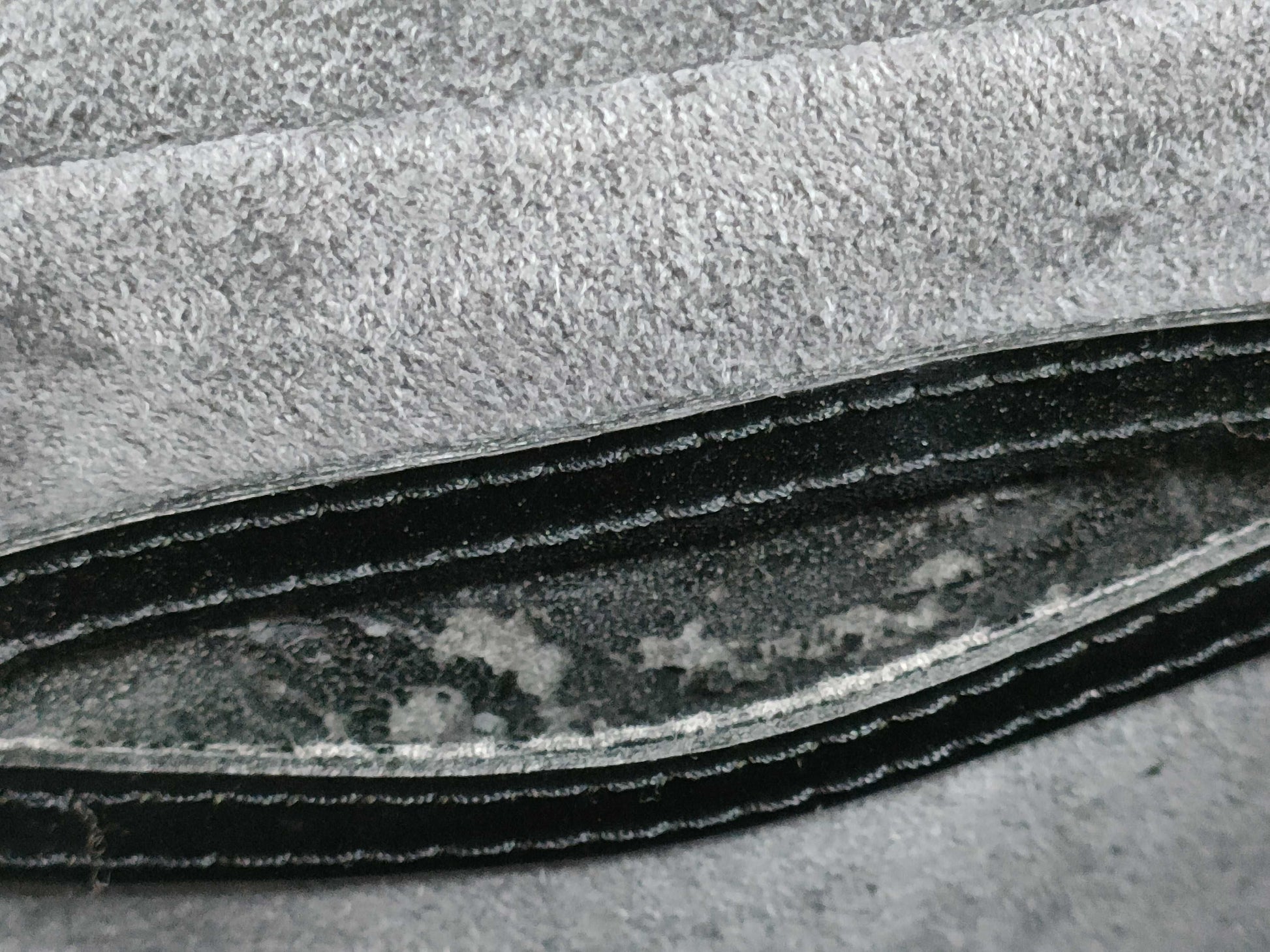 LOUIS VUITTON RFID Unverifiable Serial Unverifiable Epi LOUIS VUITTON M48032 Vanity Bag