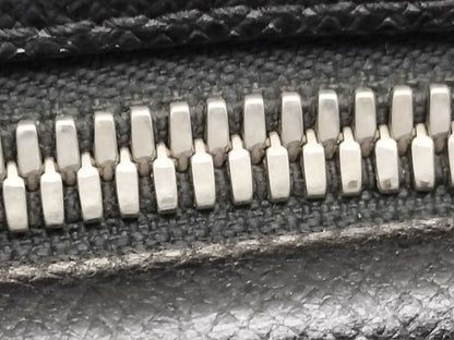LOUIS VUITTON Taiga LOUIS VUITTON M31172 Business Bag