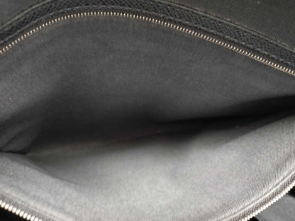 LOUIS VUITTON Taiga LOUIS VUITTON M31172 Business Bag