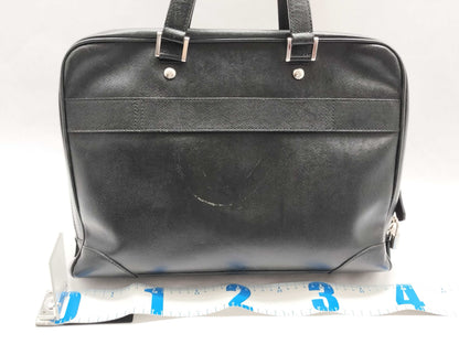 LOUIS VUITTON Taiga LOUIS VUITTON M31172 Business Bag