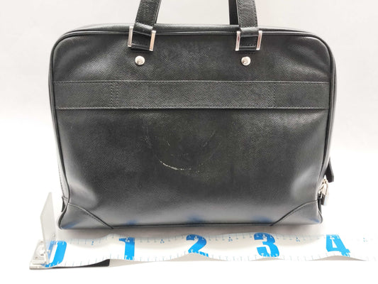 LOUIS VUITTON Taiga LOUIS VUITTON M31172 Business Bag