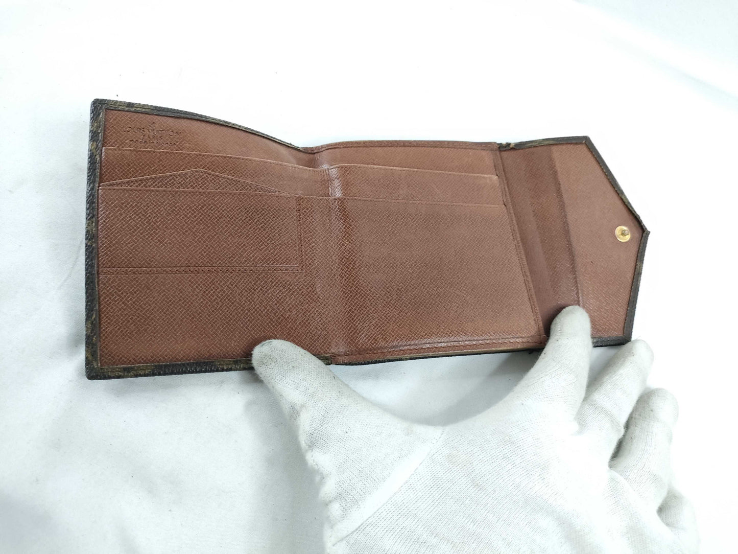 LOUIS VUITTON [Serial Number] Unidentified Monogram Louis Vuitton Monogram Monnaiebier Wallet