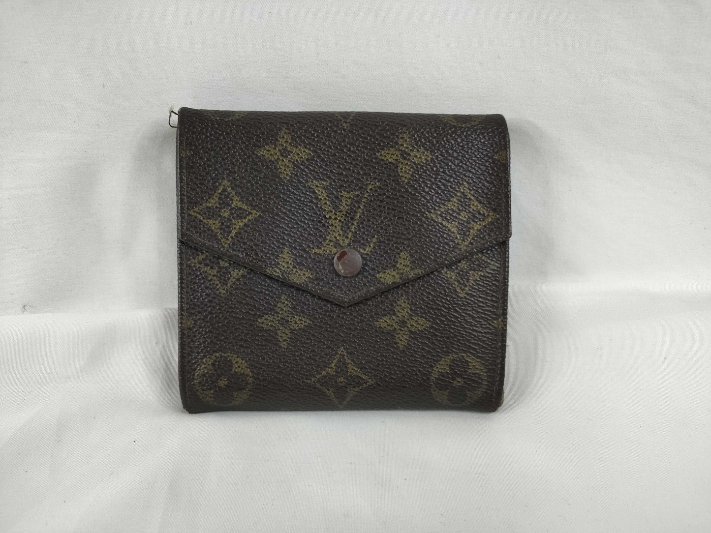 LOUIS VUITTON [Serial Number] Unidentified Monogram Louis Vuitton Monogram Monnaiebier Wallet