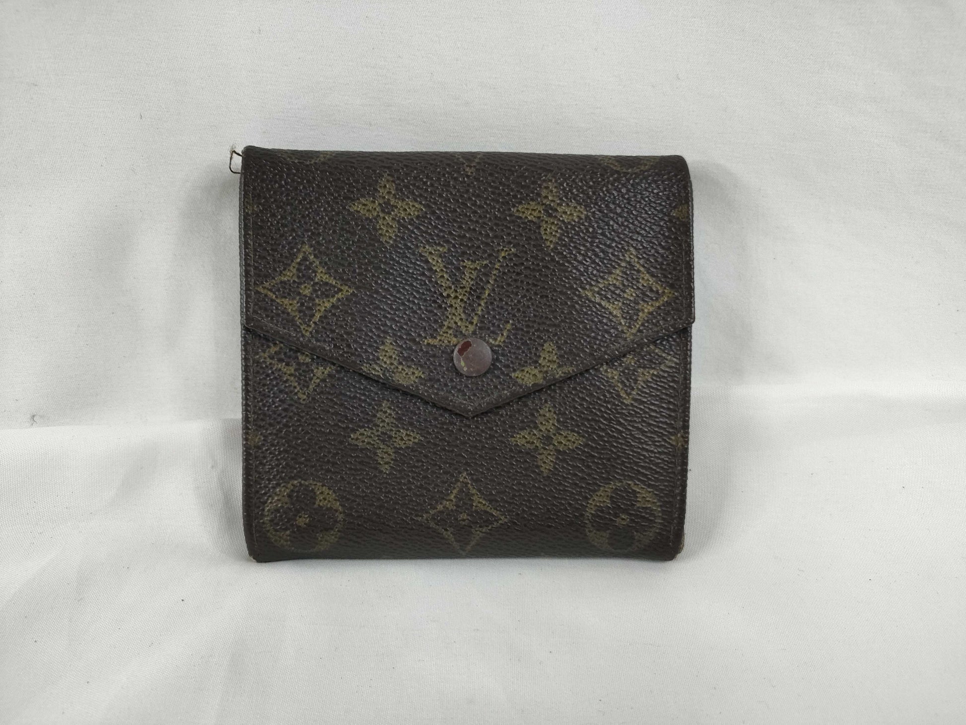 LOUIS VUITTON [Serial Number] Unidentified Monogram Louis Vuitton Monogram Monnaiebier Wallet