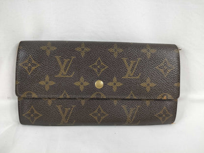 LOUIS VUITTON Monogram Long Wallet with Zipper
