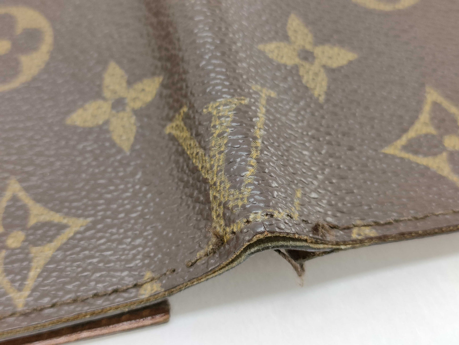 LOUIS VUITTON Monogram Louis Vuitton Monogram Wallet Billfold