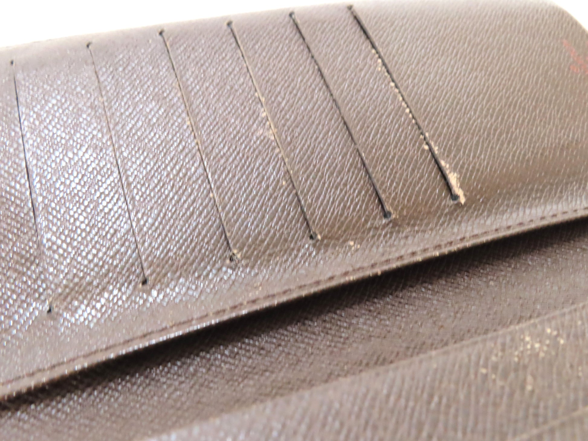 LOUIS VUITTON Damier Louis Vuitton Wallet Damier Billfold Billfold