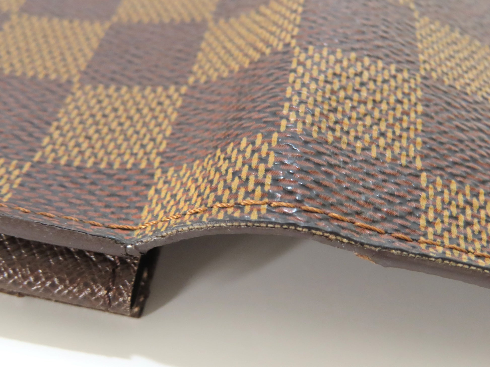 LOUIS VUITTON Damier Louis Vuitton Wallet Damier Billfold Billfold