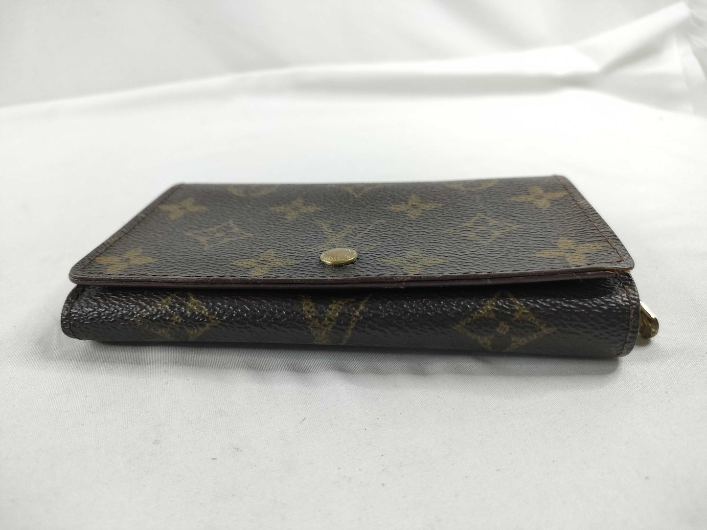 LOUIS VUITTON Monogram Bifold Wallet