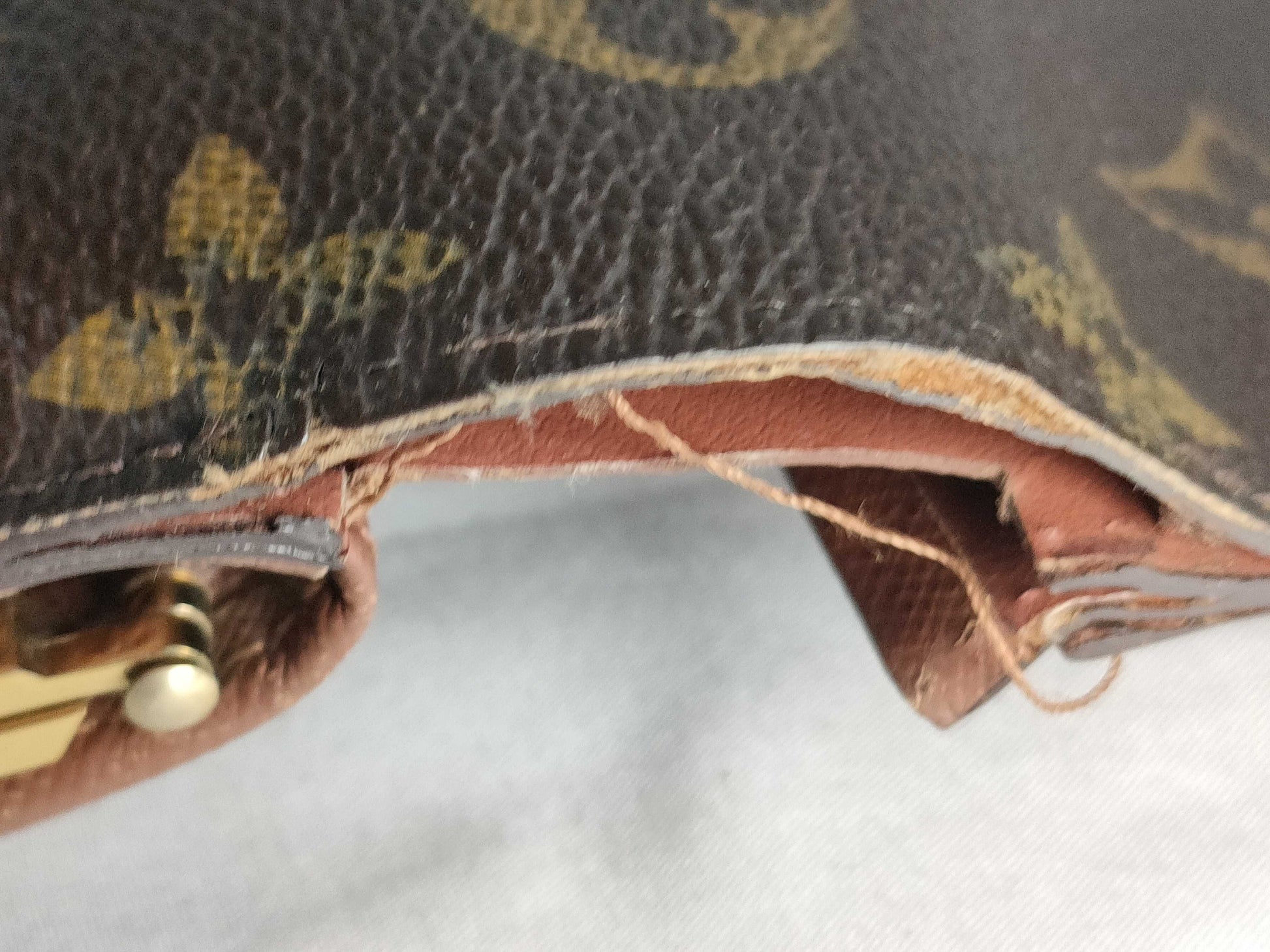 LOUIS VUITTON Monogram Louis Vuitton Wallet Monogram Viennois Wallet