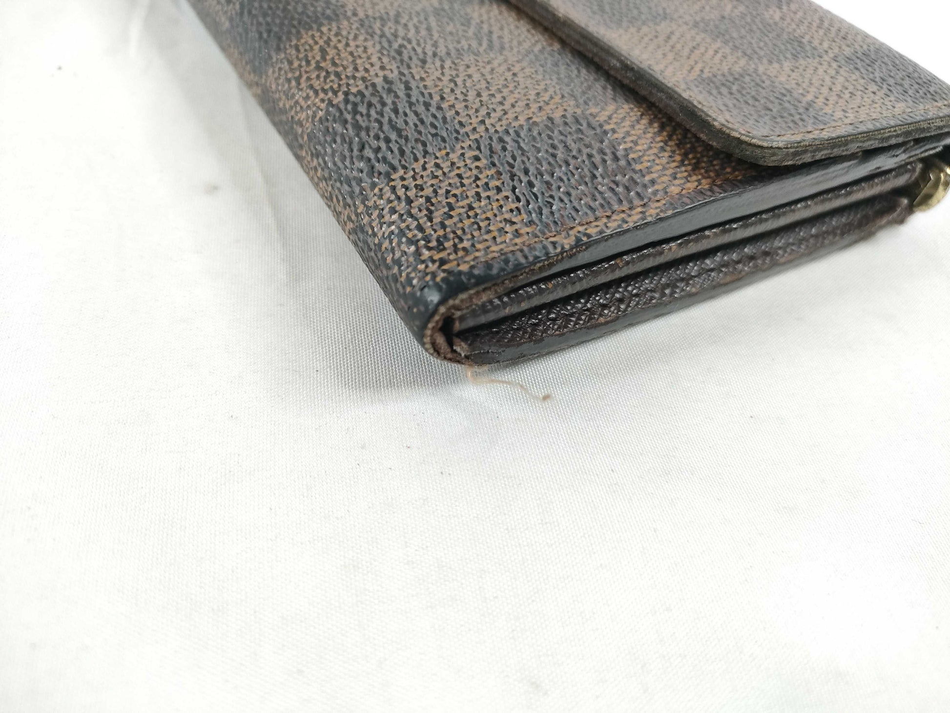 LOUIS VUITTON [Serial Number] CT1132 Damier Louis Vuitton Long Wallet Damier Zipper Wallet