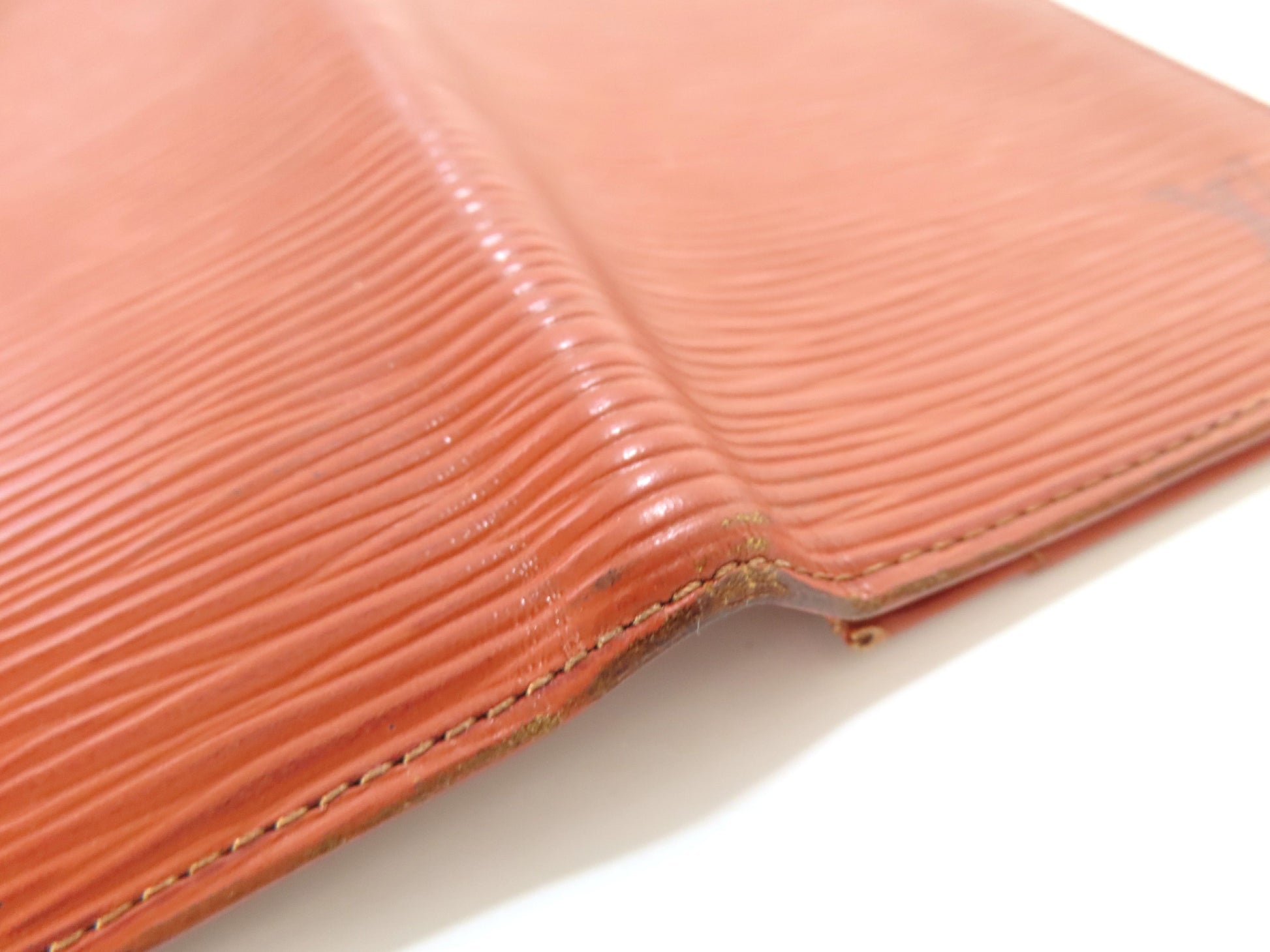 LOUIS VUITTON Epi Wallet