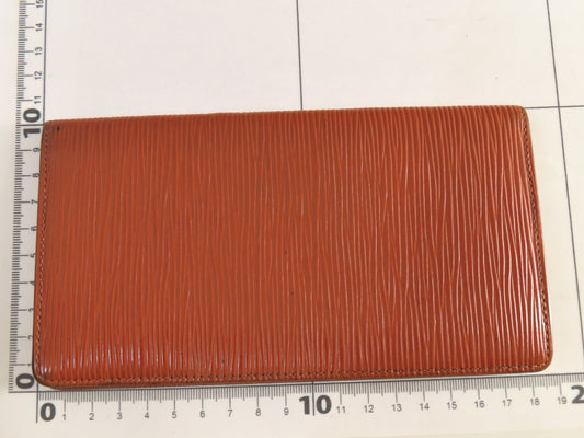 LOUIS VUITTON Epi Wallet