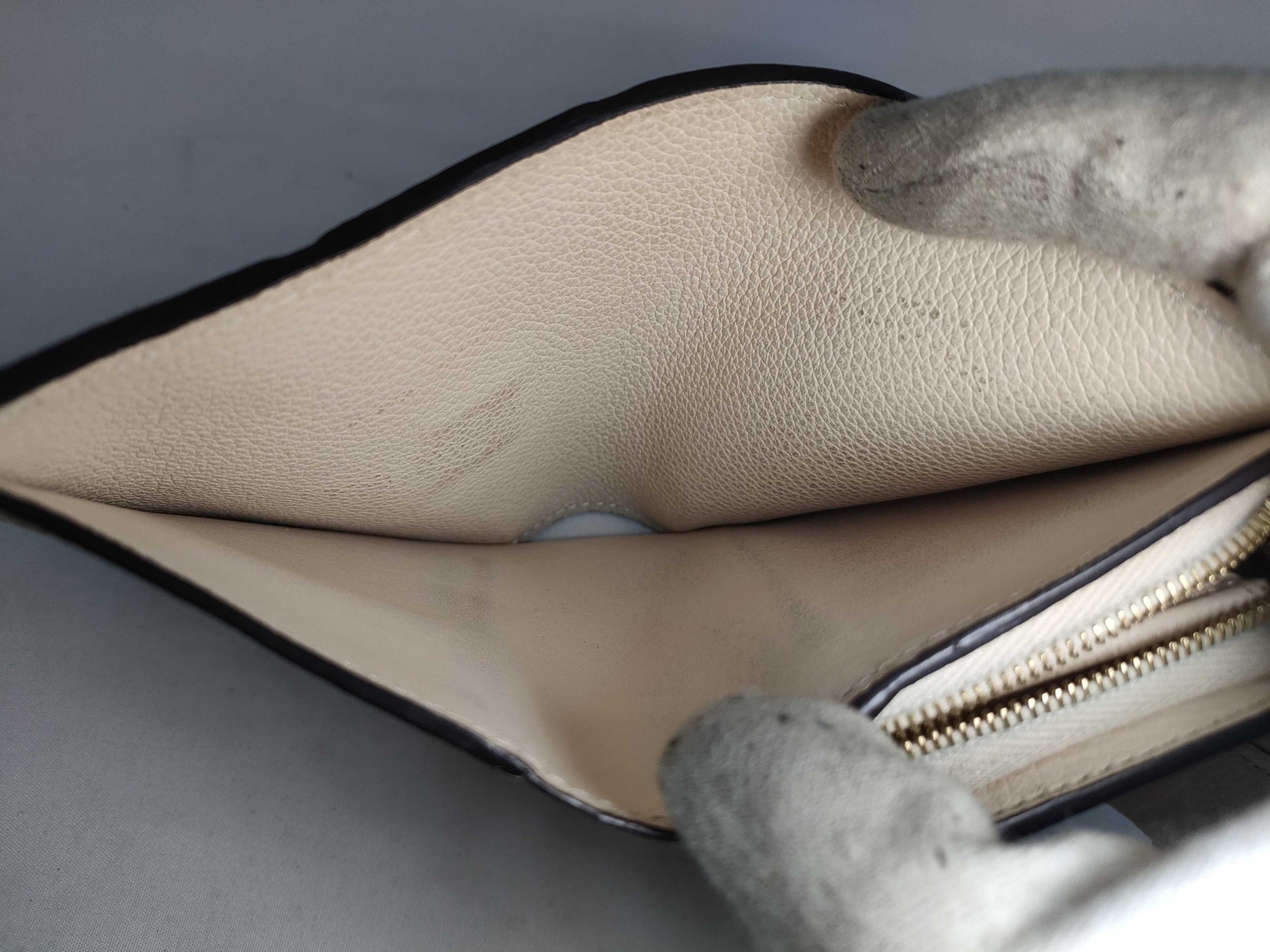 LOUIS VUITTON [Serial Number] Unidentified Monogram Empreinte Wallet, Beige
