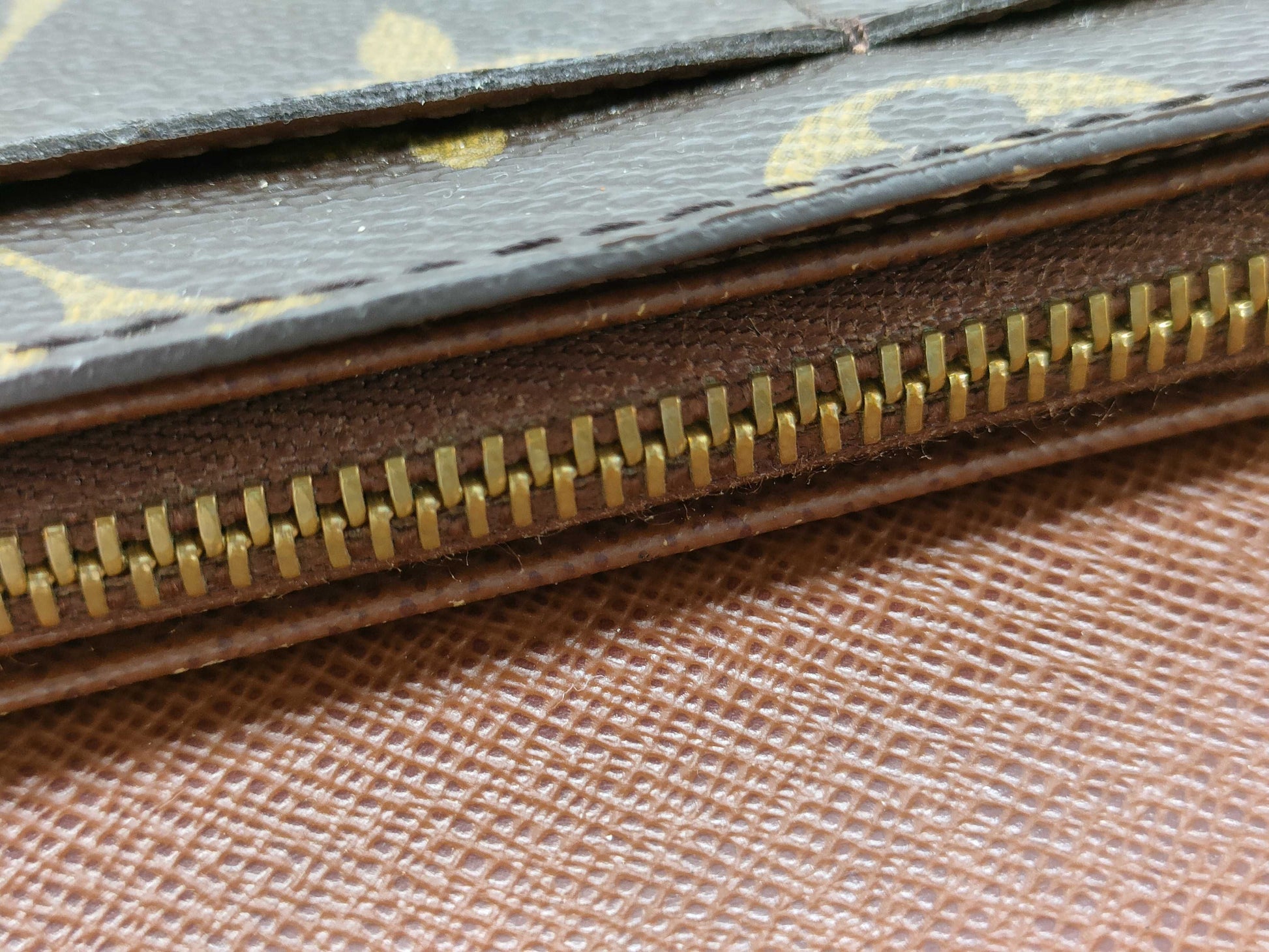 LOUIS VUITTON Monogram Louis Vuitton Wallet Monogram Long Wallet