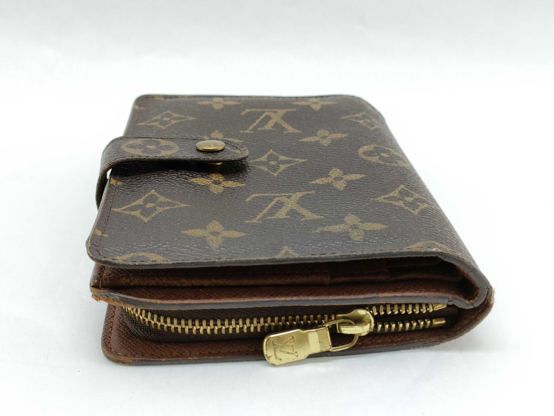 LOUIS VUITTON Monogram Papier Zip Wallet