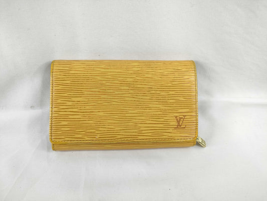 LOUIS VUITTON [Serial Number] SR0082 Epi Leather Bifold Wallet in Yellow
