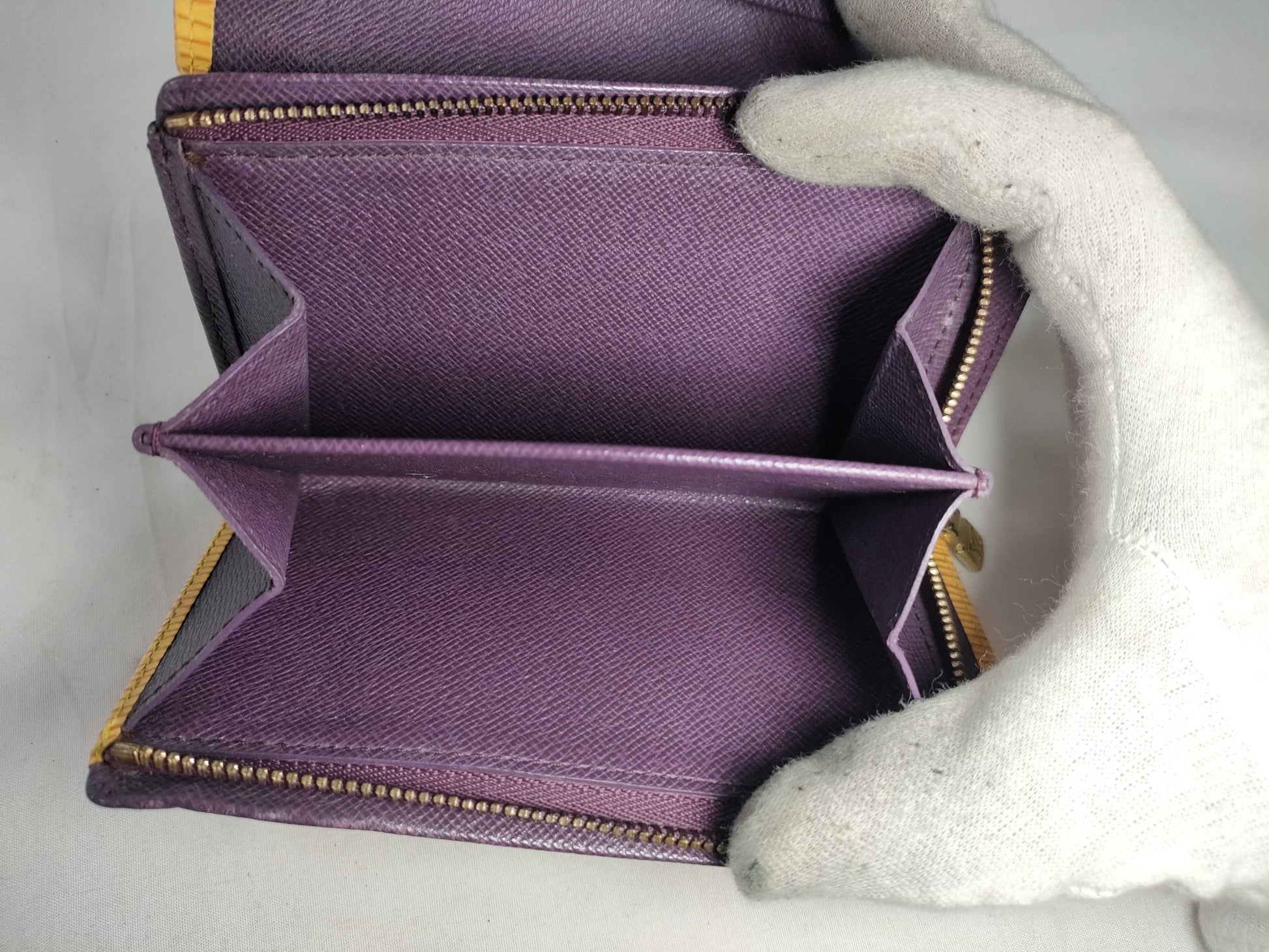 LOUIS VUITTON [Serial Number] SR0082 Epi Leather Bifold Wallet in Yellow
