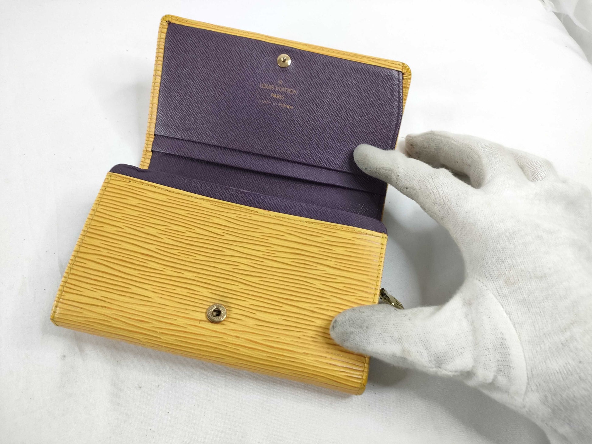 LOUIS VUITTON [Serial Number] SR0082 Epi Leather Bifold Wallet in Yellow
