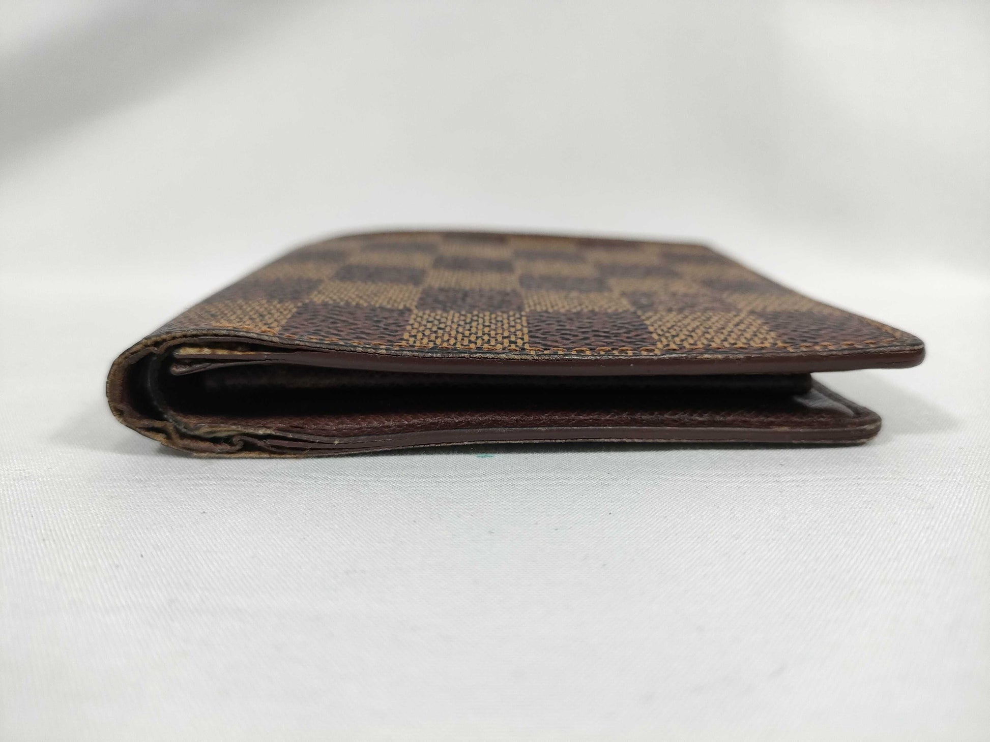LOUIS VUITTON RFID Unverifiable CA0966 Damier Louis Vuitton Wallet Damier Bifold Wallet