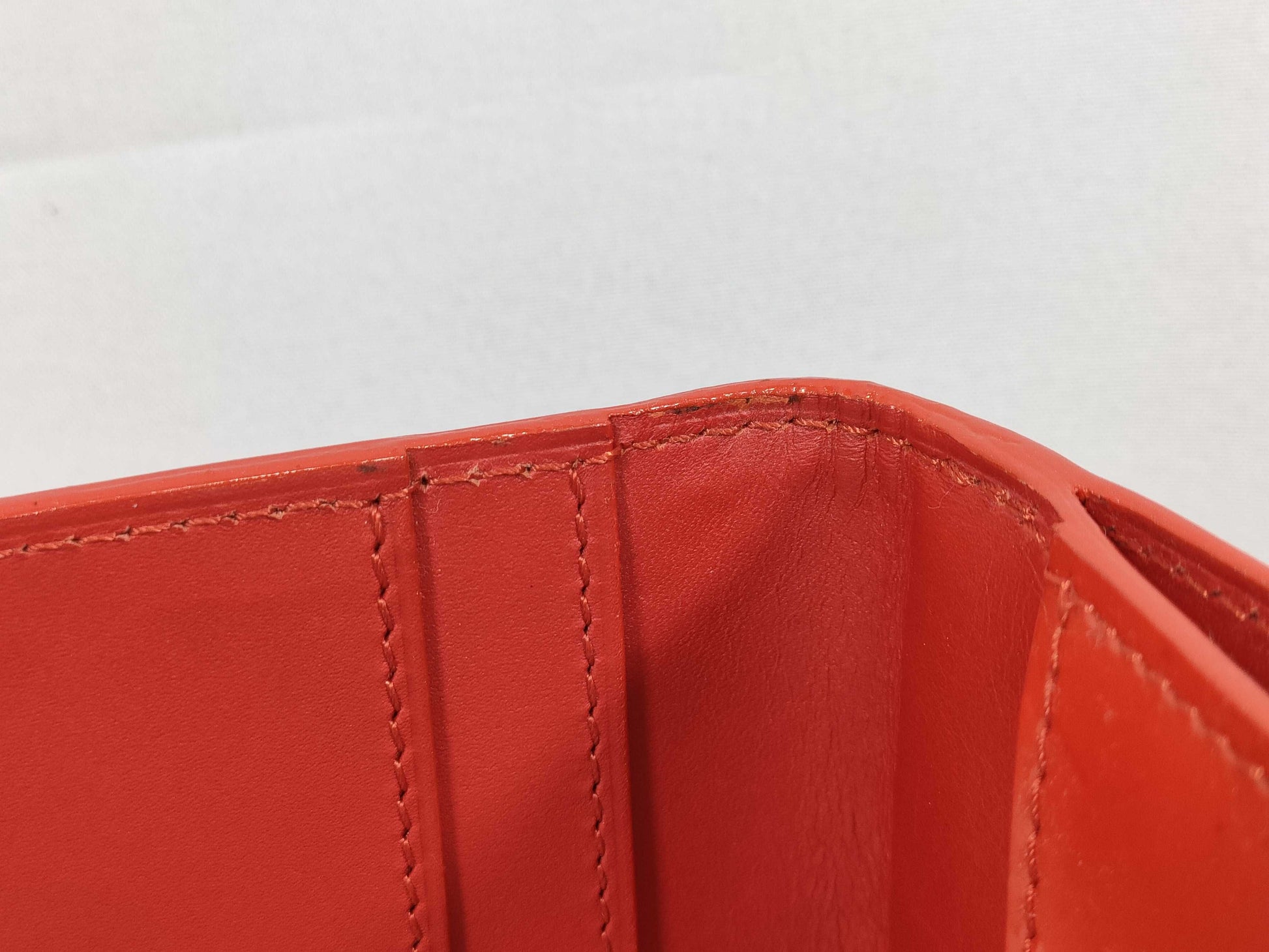 LOUIS VUITTON Vernis Vuitton Wallet Vernis Red Wallet