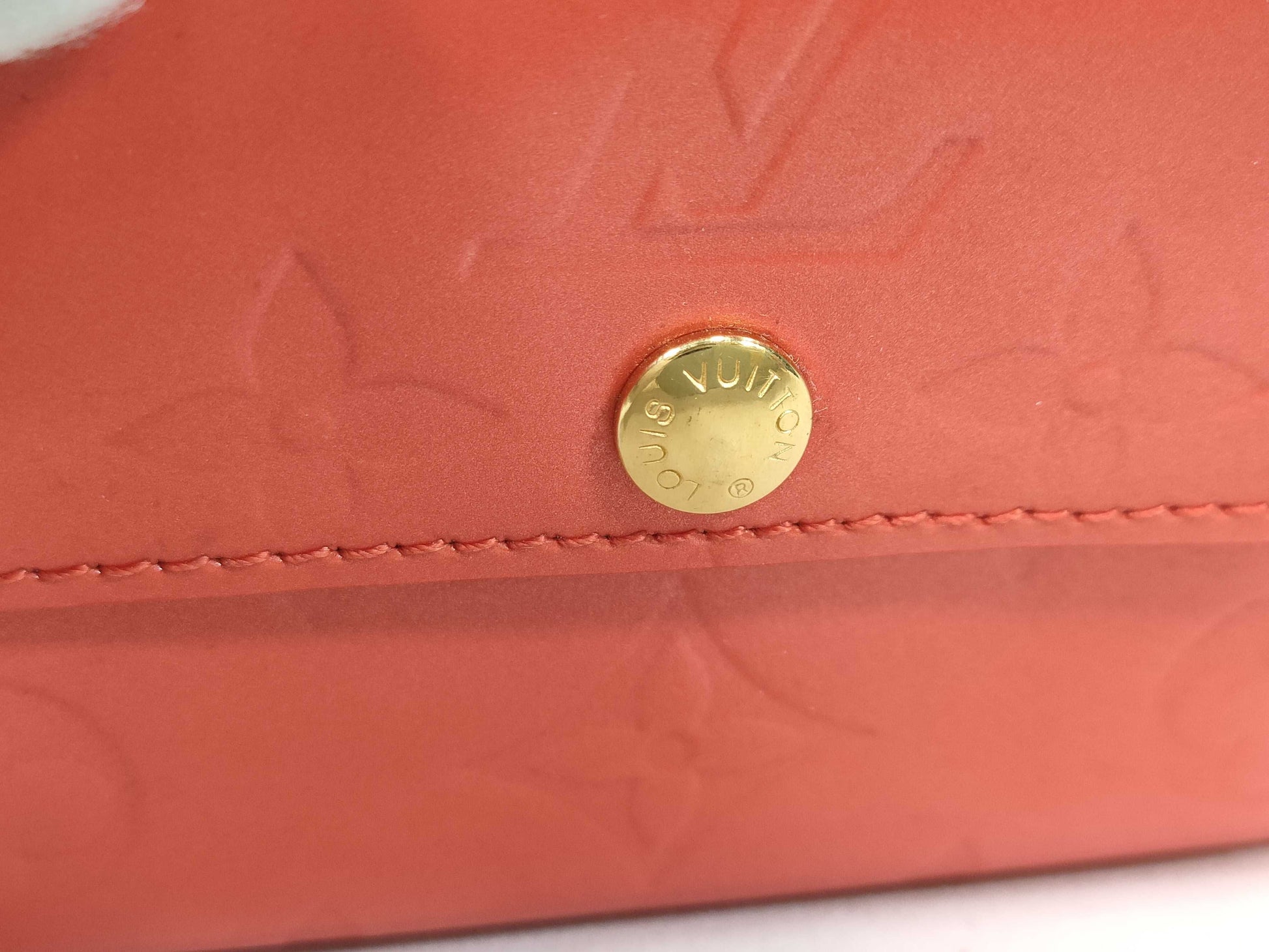 LOUIS VUITTON Vernis Vuitton Wallet Vernis Red Wallet