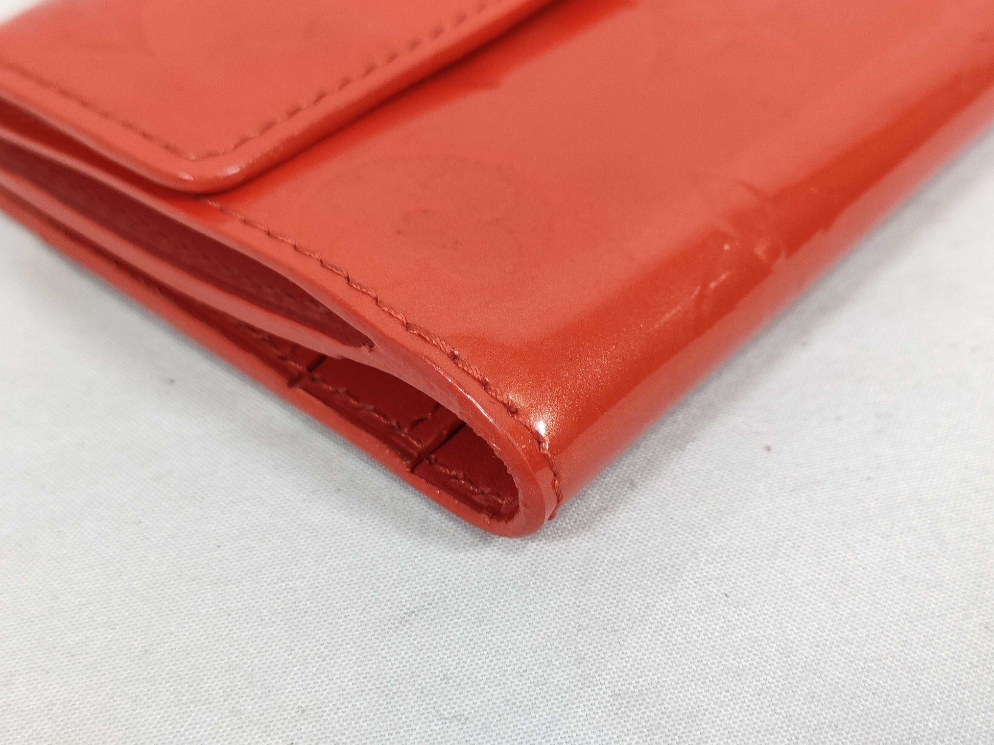 LOUIS VUITTON Vernis Vuitton Wallet Vernis Red Wallet