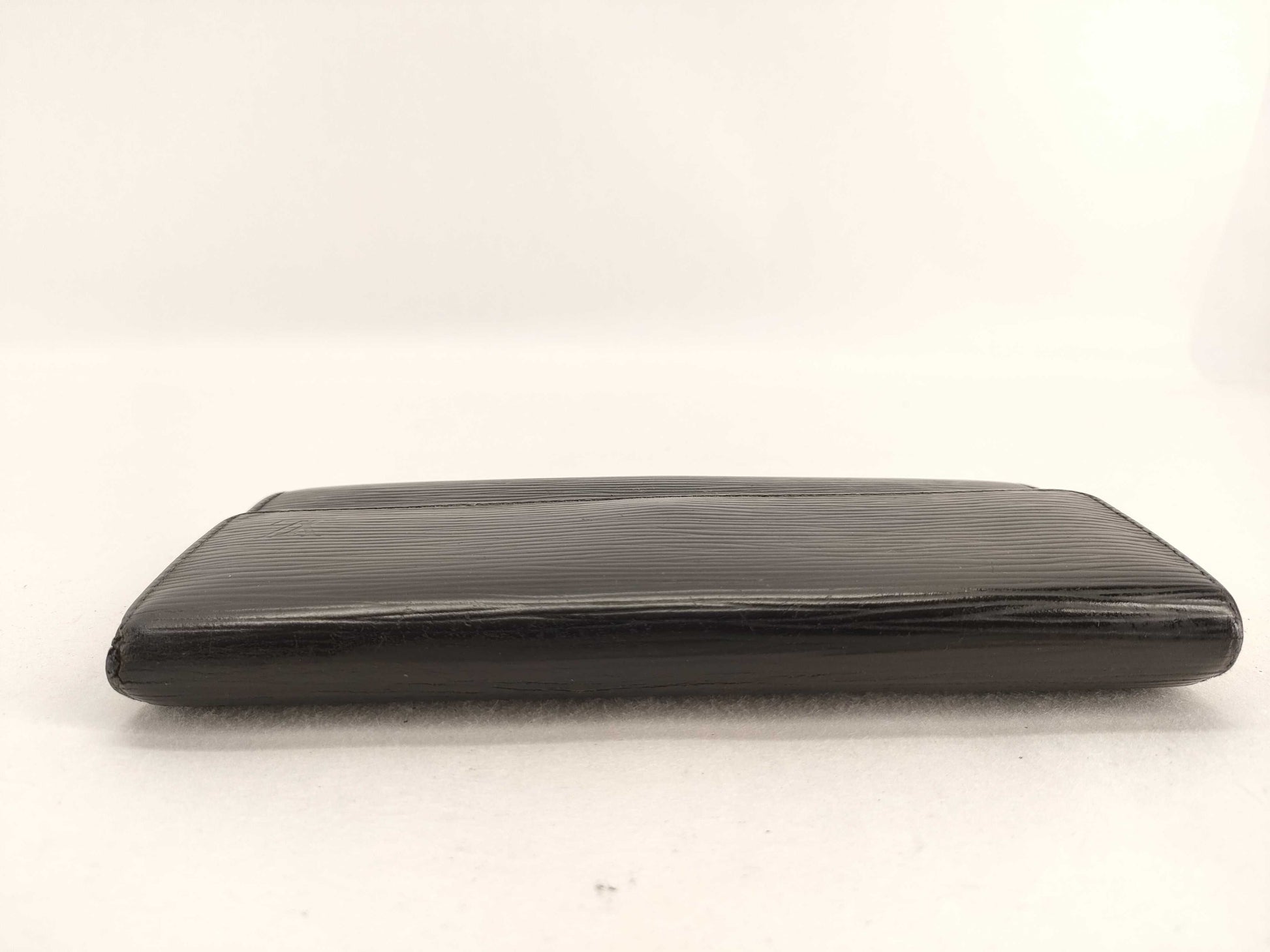 LOUIS VUITTON RFID Unverifiable SR1000 Epi Louis Vuitton Epi Long Wallet Black Wallet