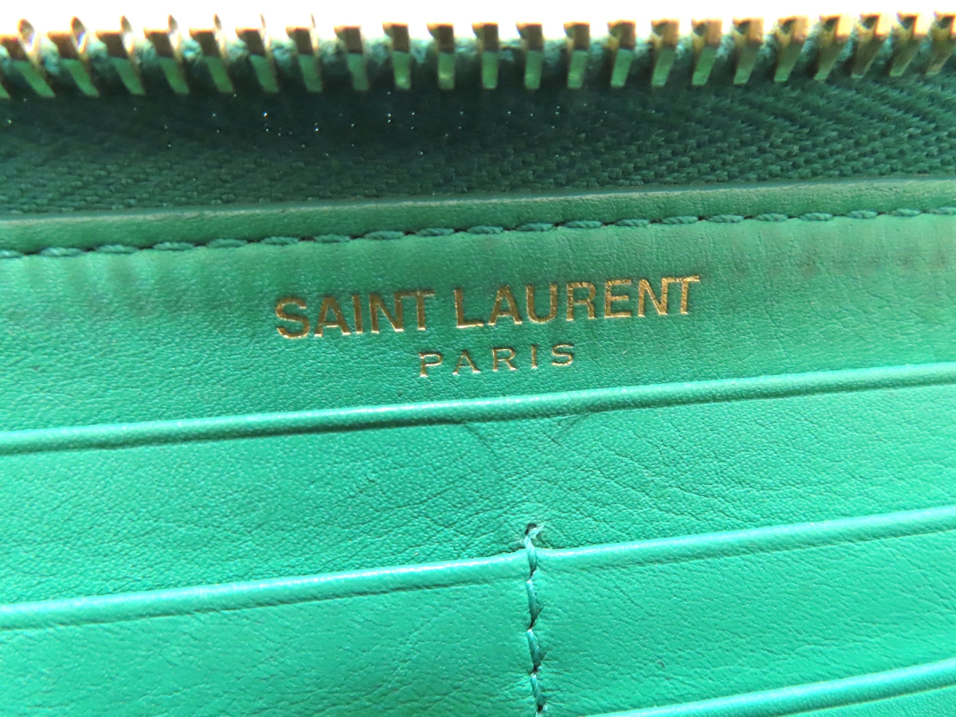 Yves Saint Laurent YSL Leather Zippy Wallet Green Wallet