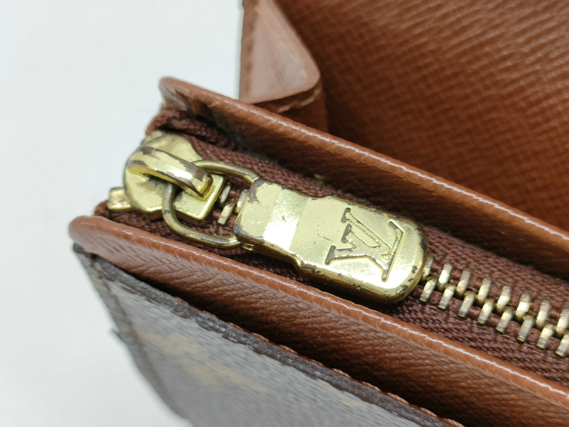 LOUIS VUITTON Monogram Louis Vuitton Monogram Folding Wallet