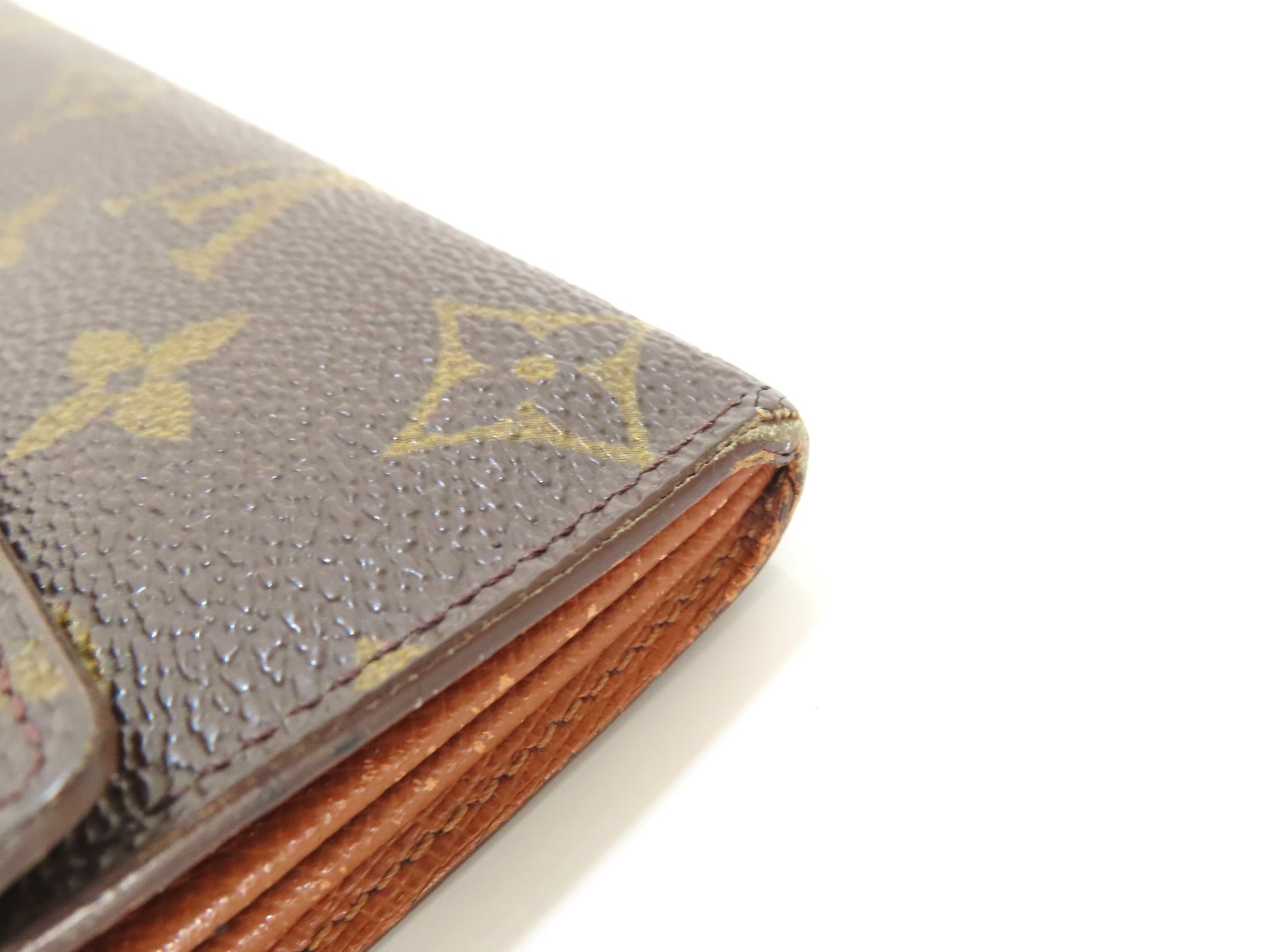 LOUIS VUITTON Monogram Louis Vuitton Monogram Wallet