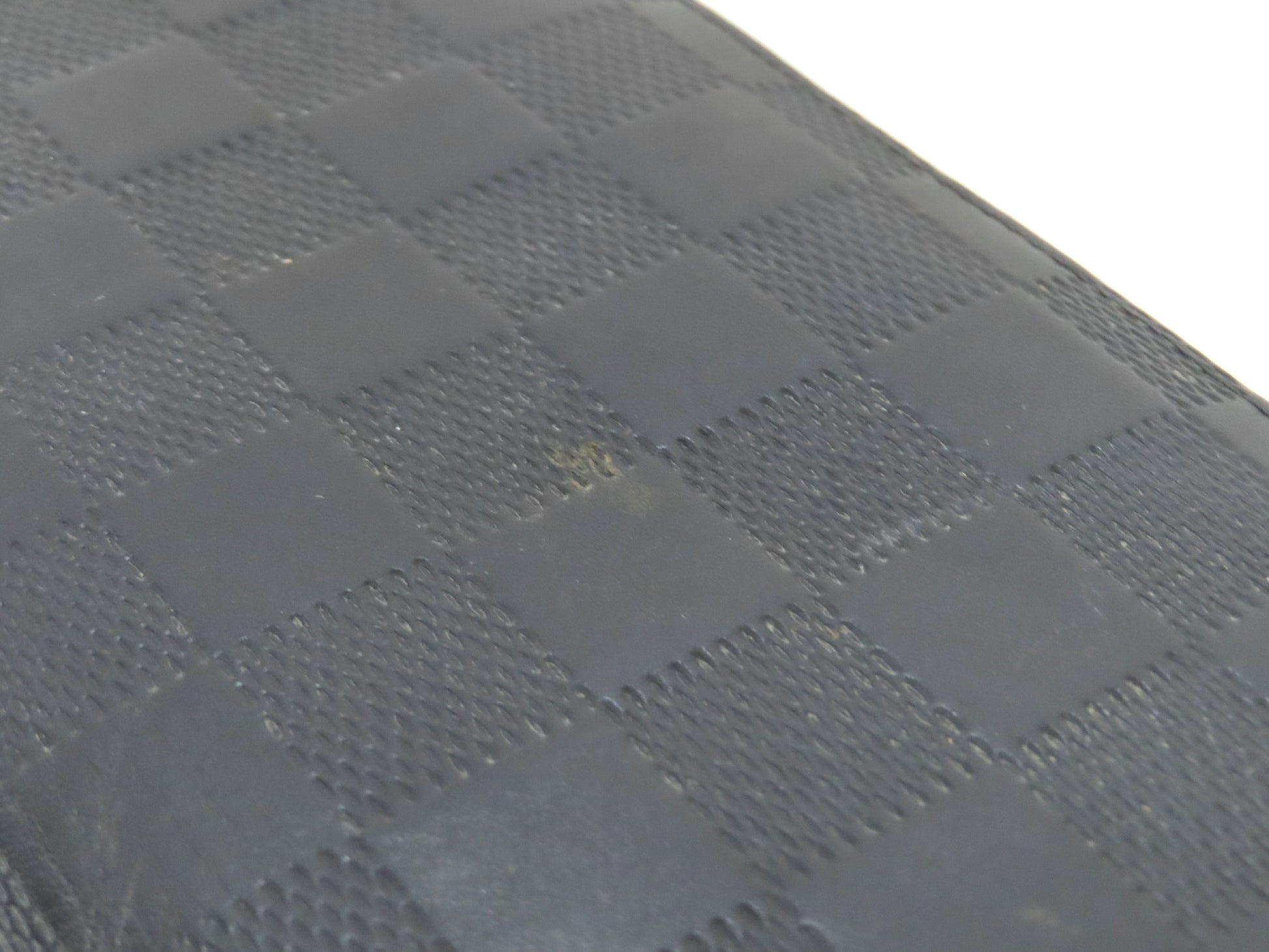 LOUIS VUITTON Damier Graphite Wallet