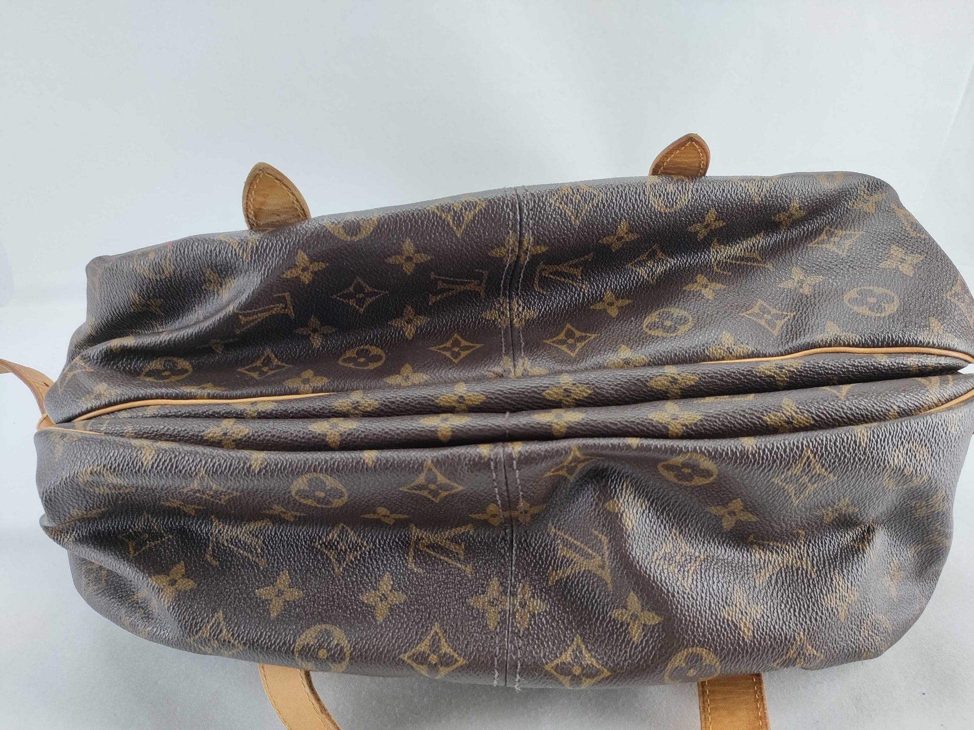 LOUIS VUITTON RFID Unverifiable 893FC Monogram Louis Vuitton Saumur 43 Monogram Shoulder Bag