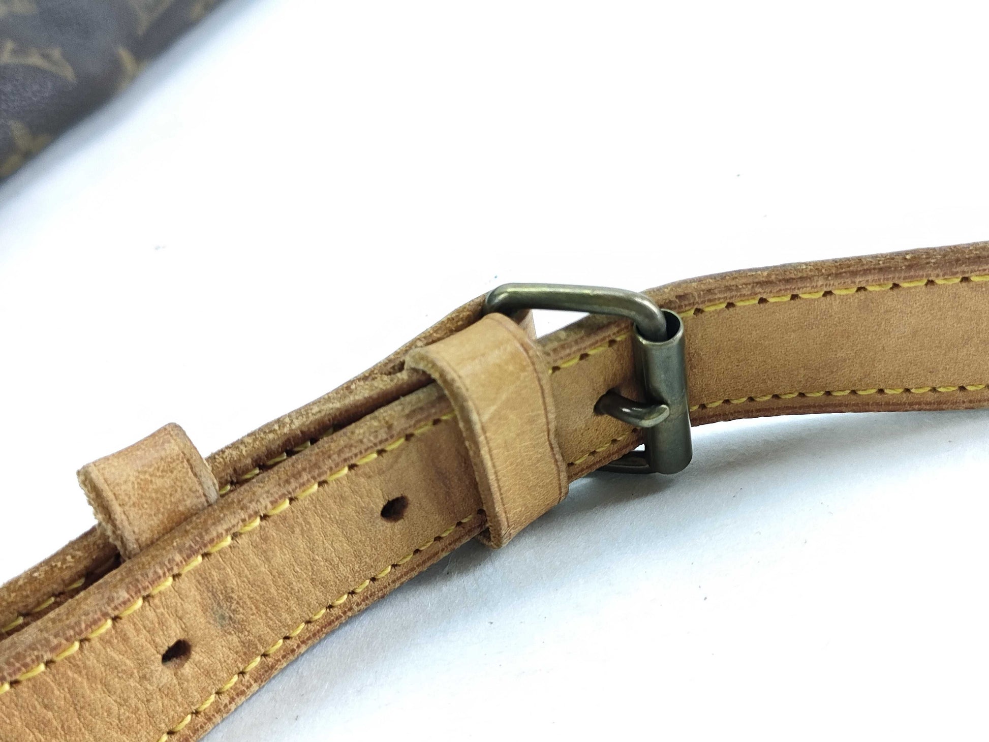 LOUIS VUITTON RFID Unverifiable 893FC Monogram Louis Vuitton Saumur 43 Monogram Shoulder Bag